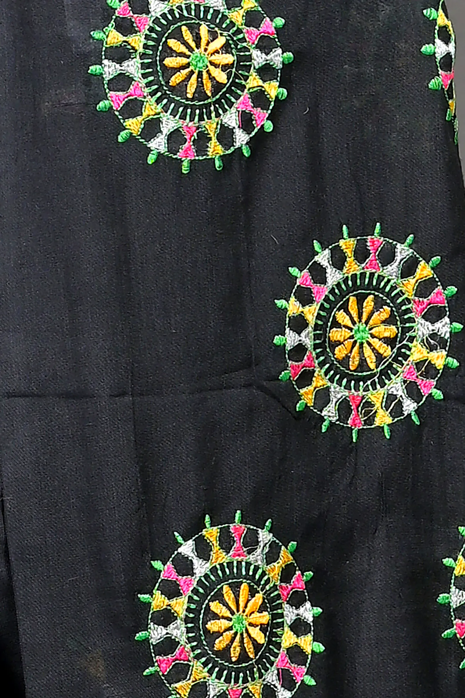 Black Pure Cotton Parama Embroidery Handloom saree (285)
